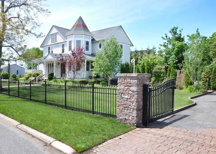Luxury Residential Fence